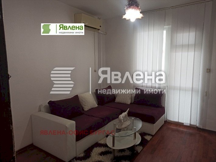 Apartment Burgas (neighborhood Възраждане) - photo 1