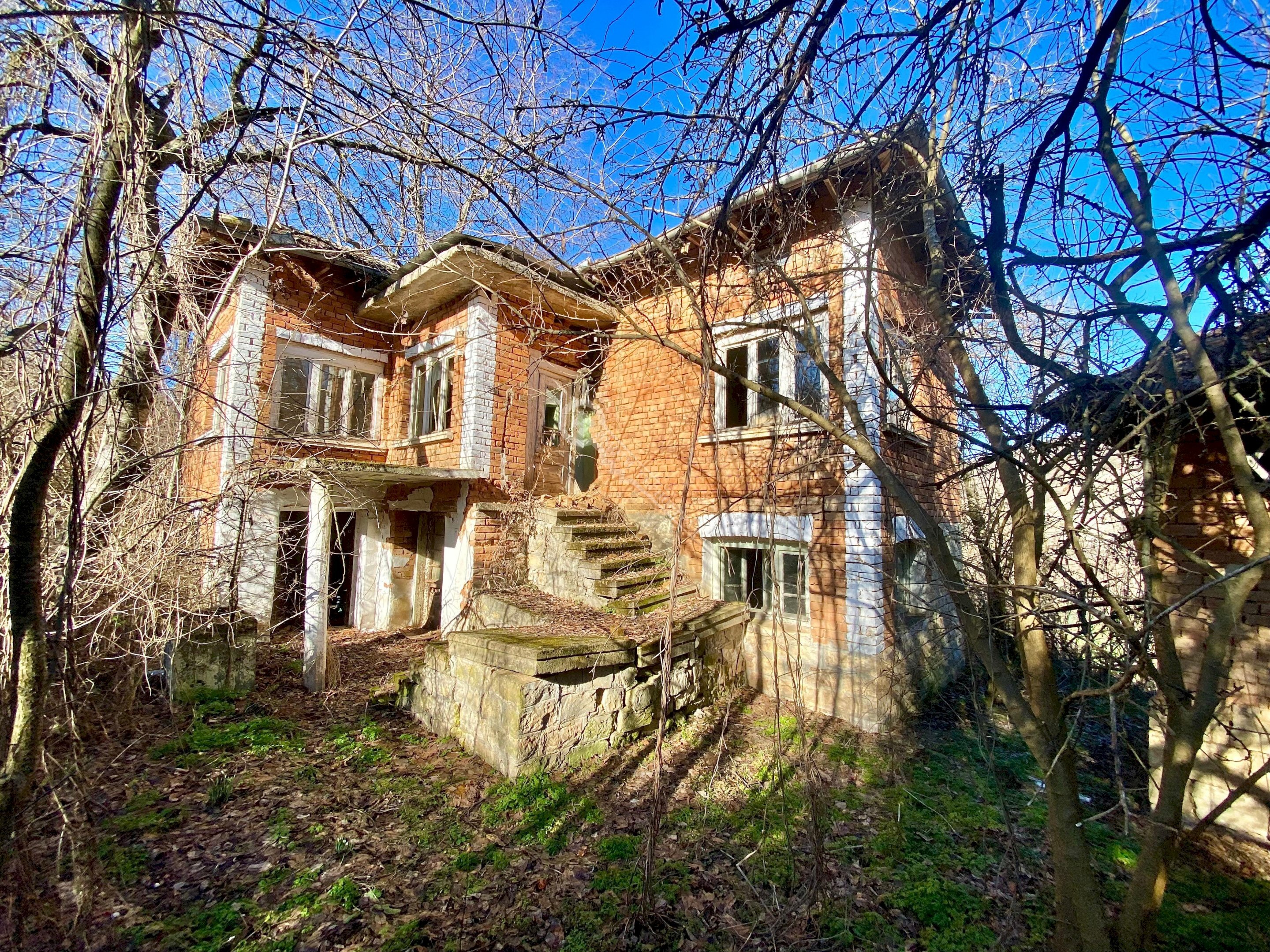 Villa Targovishte - foto 1