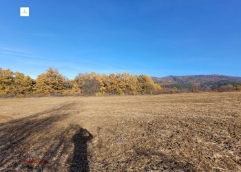 Building land Pernik - photo 1