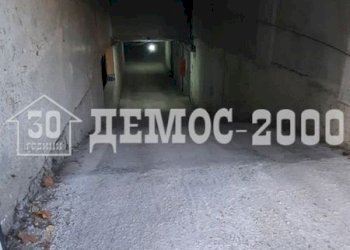 Паркомясто Варна - фото 1