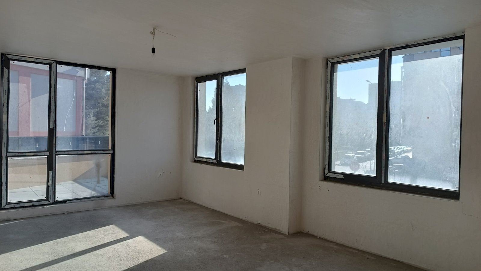 Trilocale Plovdiv (zona Смирненски) - foto 1