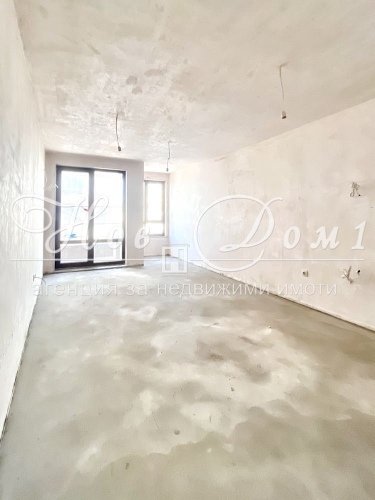 Two-room apartment Varna (neighborhood Възраждане 3) - photo 1