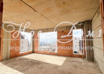 Three-room apartment Varna (neighborhood Бриз) - photo 1