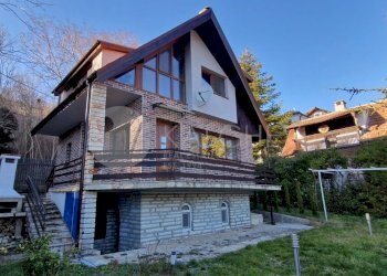 Independent house Balchik - photo 1