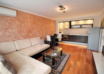 Apartment Burgas (neighborhood Център) - photo 1