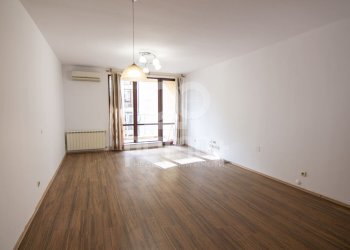 Three-room apartment Sofia (neighborhood Редута) - photo 1