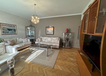 Apartment Burgas (neighborhood Център) - photo 1