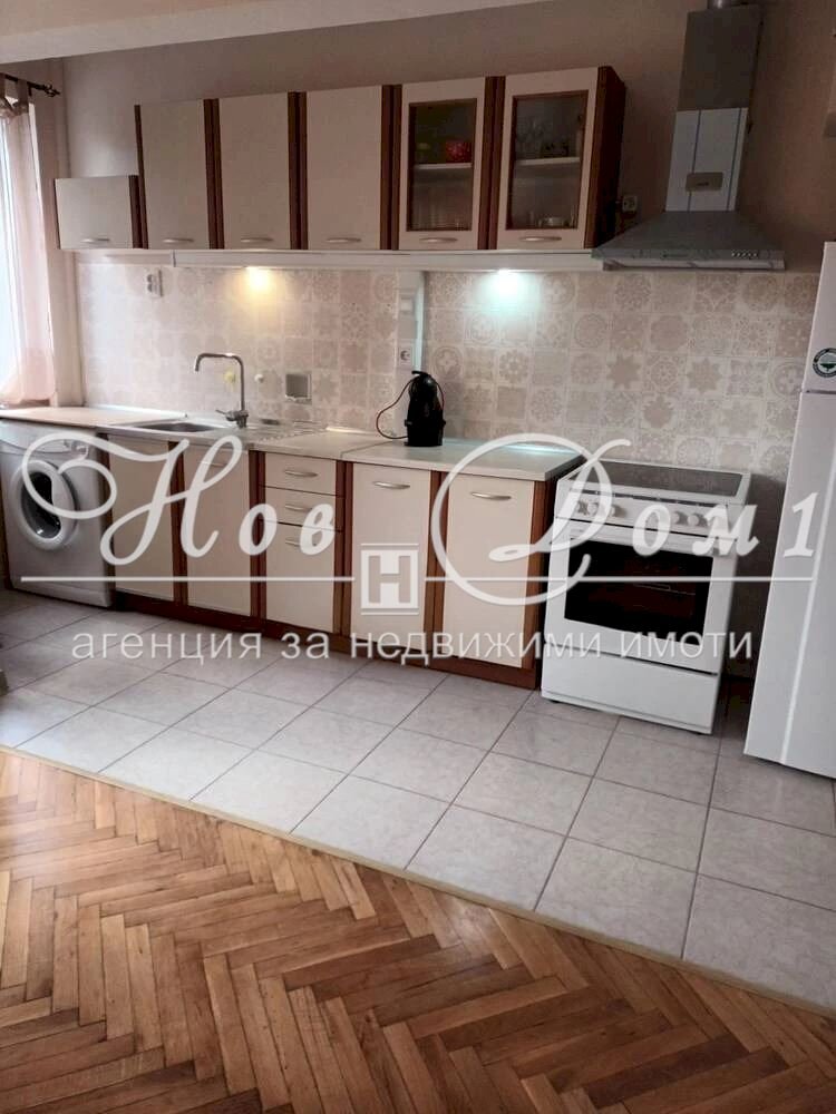 Three-room apartment Varna (neighborhood Нептун) - photo 1