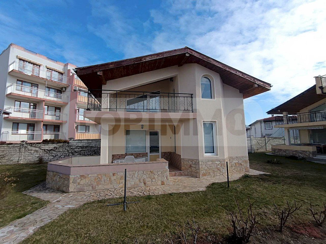 Villa Dobrich - foto 1