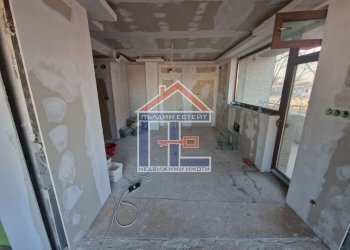 Four-room apartment Asenovgrad - photo 1