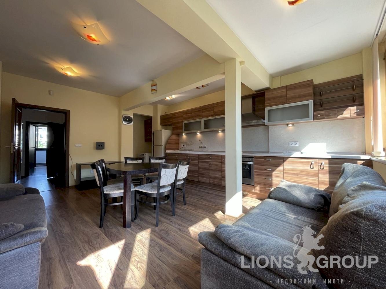 Three-room apartment Varna (neighborhood Център) - photo 1