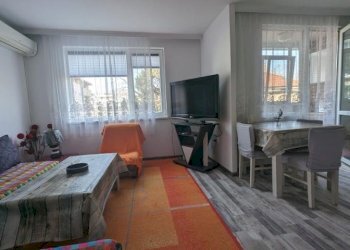 Apartment Burgas (neighborhood Център) - photo 1