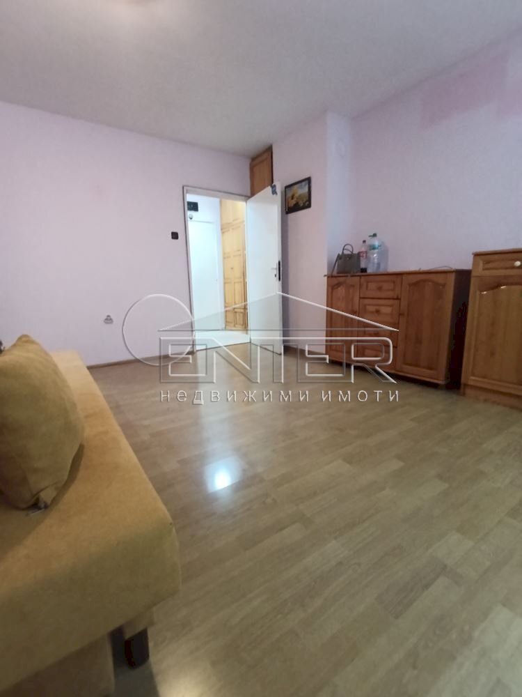 One-room apartment Varna (neighborhood Младост 1) - photo 1