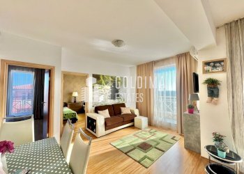 Three-room apartment Nesebar - photo 1