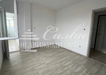 Three-room apartment Shumen (neighborhood Херсон) - photo 1