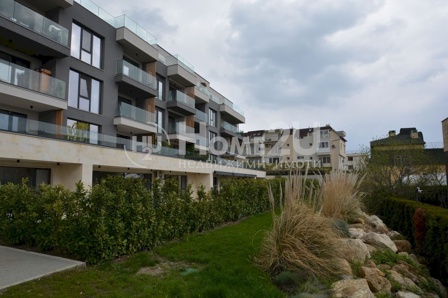 Three-room apartment Varna (neighborhood м-т Траката) - photo 1