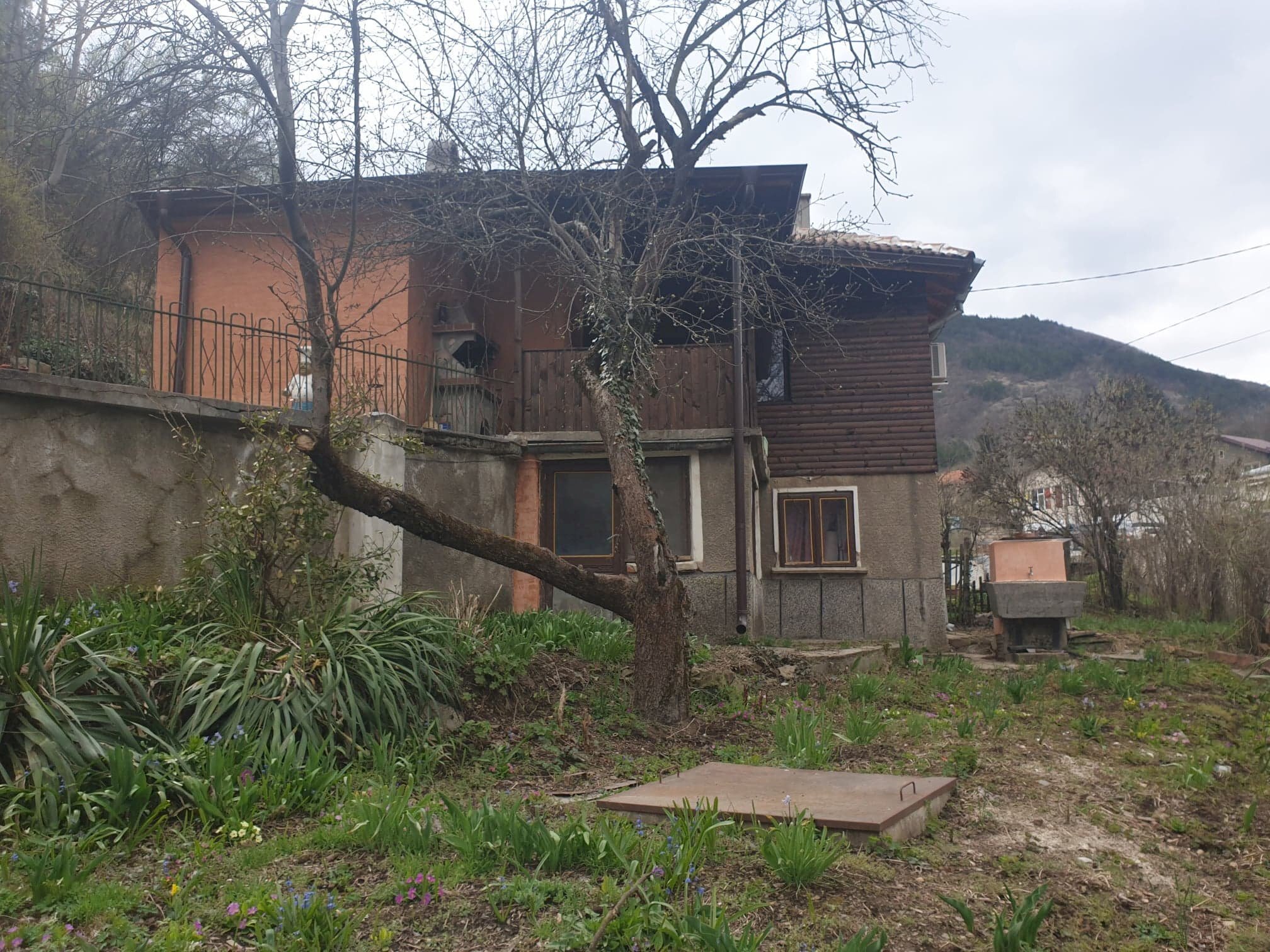 Casa indipendente с.Владо Тричков, Sofia (zona в.з. Ромча) - foto 1