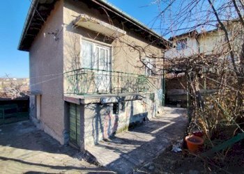 Casa indipendente улица „Протожерица“, 23, Pernik (zona Ралица) - foto 1