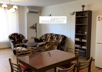 Trilocale Plovdiv (zona Въстанически) - foto 1