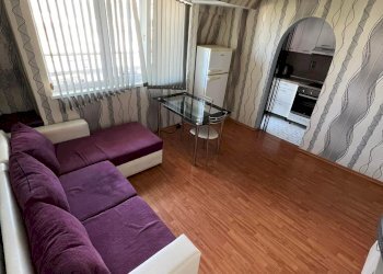 One-room apartment Burgas (neighborhood Лазур) - photo 1