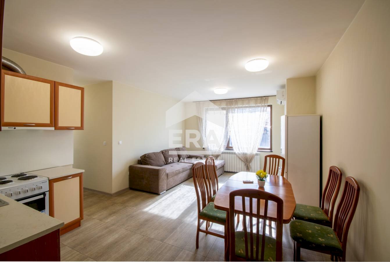 Three-room apartment Sofia (neighborhood Банишора) - photo 1