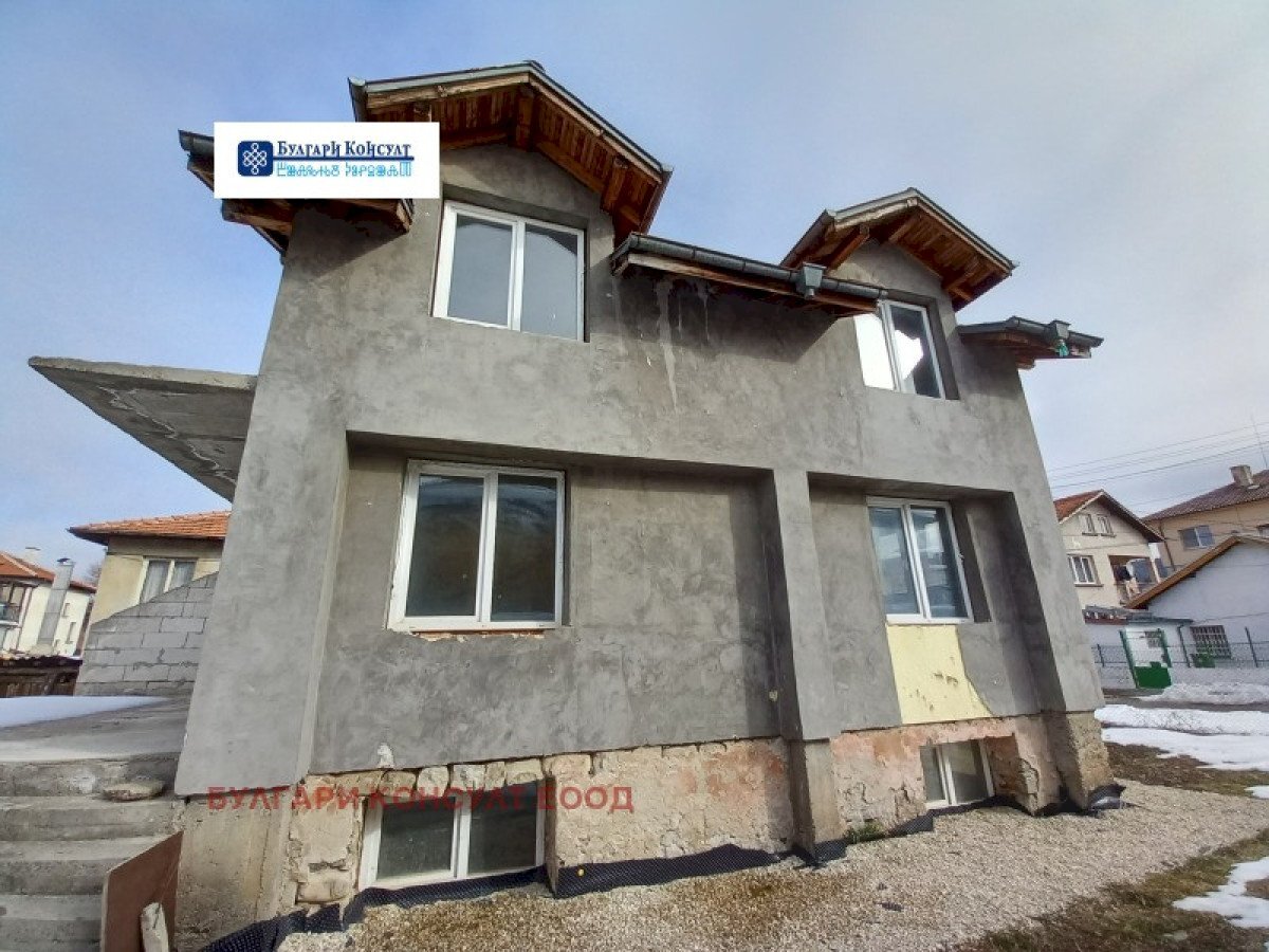 Independent house Samokov - photo 1