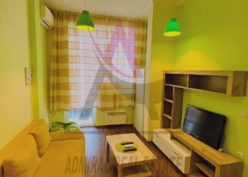 Two-room apartment Varna (neighborhood Цветен квартал) - photo 1