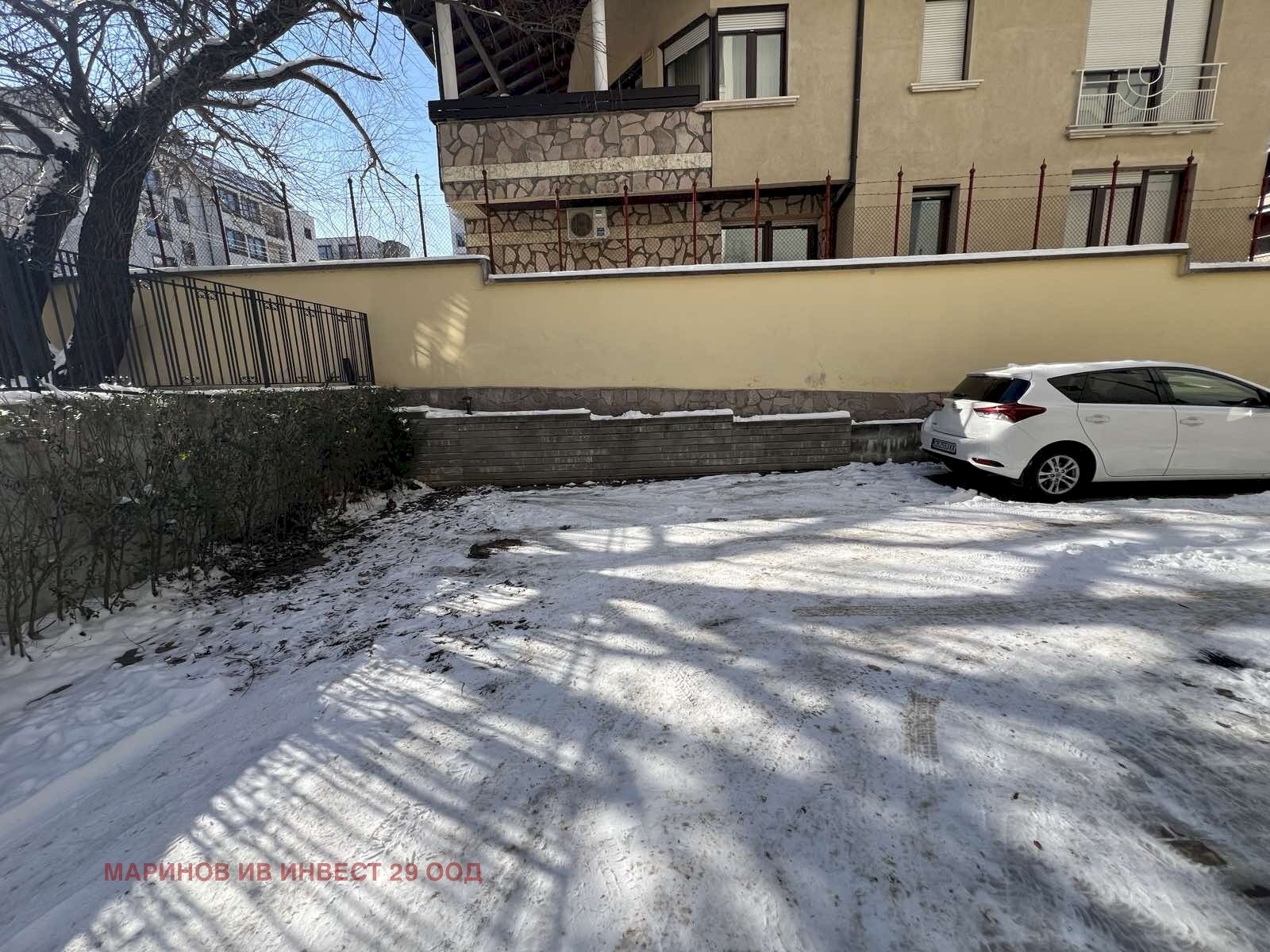 Parking space к-с Иглика, Sofia (neighborhood Кръстова вада) - photo 1