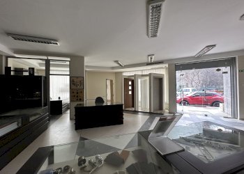 Office Sofia (neighborhood Гоце Делчев) - photo 1