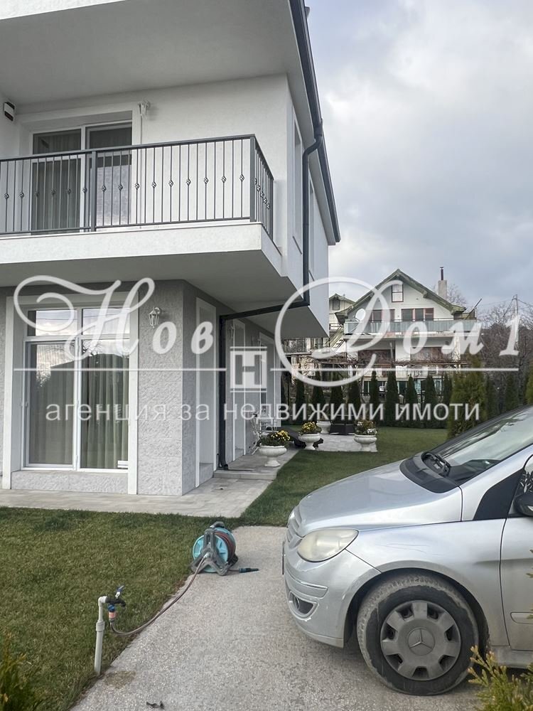 Independent house Varna - photo 1