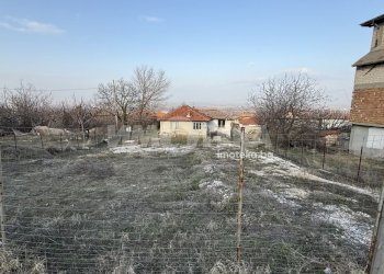 Земя за строеж Brestnik village, Пловдив - фото 1