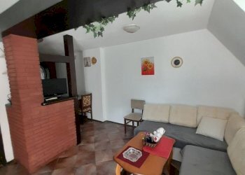 Trilocale Varna (zona Център) - foto 1