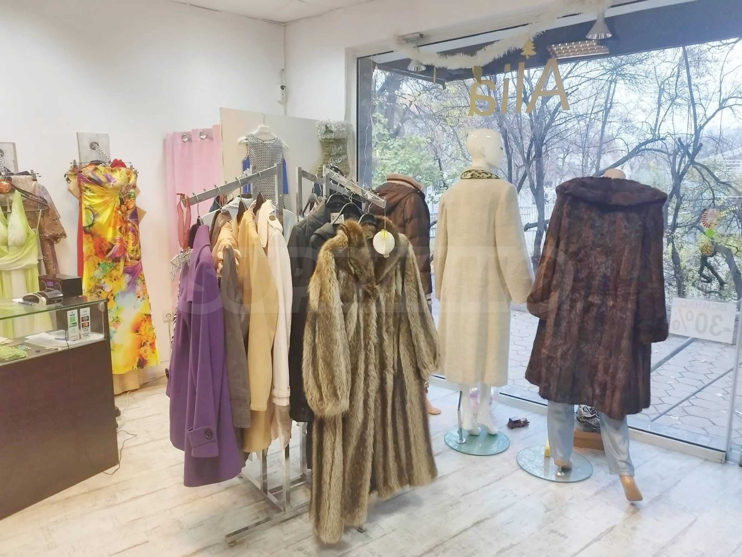 Shop Plovdiv (neighborhood Център) - photo 1