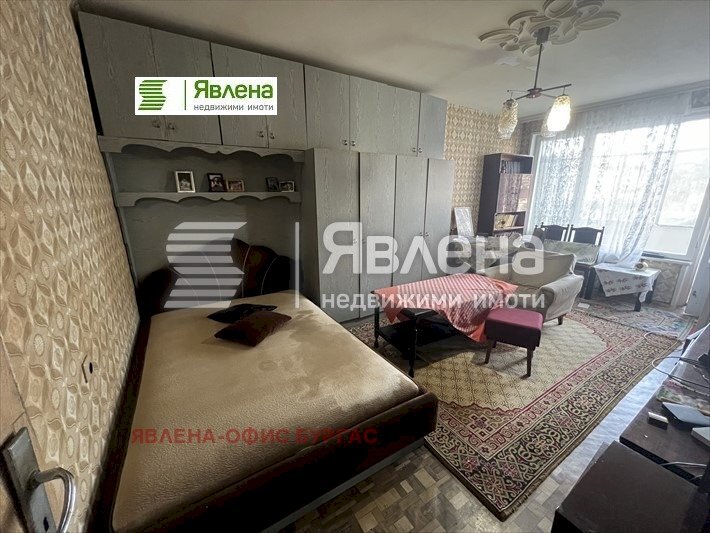 Apartment Burgas (neighborhood Лазур) - photo 1