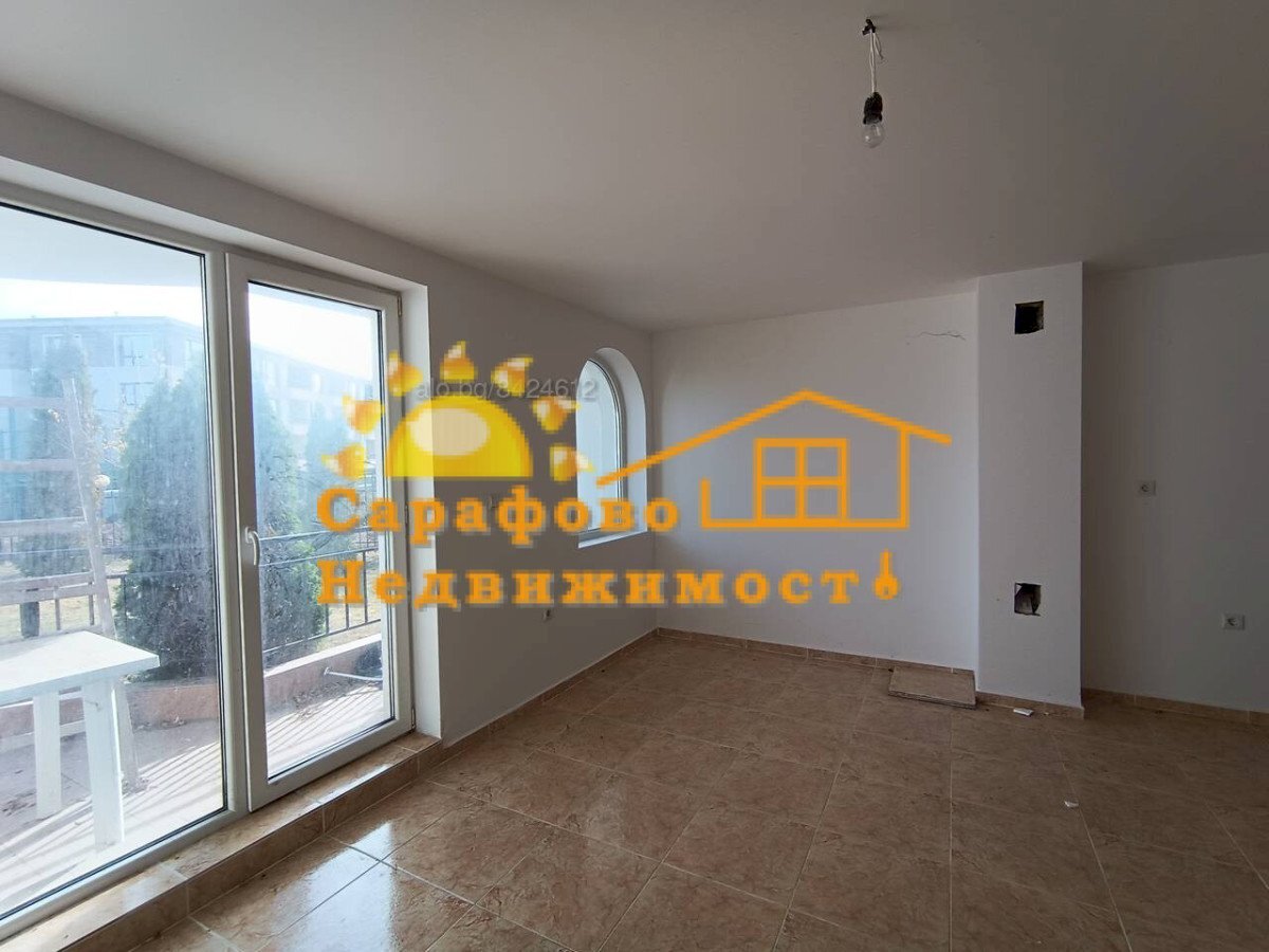 Two-room apartment Burgas (neighborhood Сарафово) - photo 1