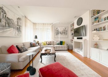 Four-room apartment Sofia (neighborhood Докторски паметник) - photo 1