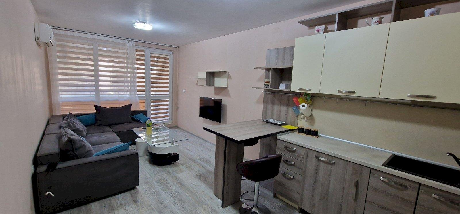 Two-room apartment Plovdiv (neighborhood Кючук Париж) - photo 1