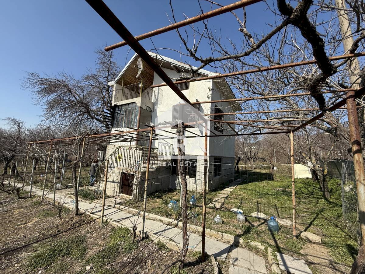 Villa Varna (zona м-т Сотира) - foto 1