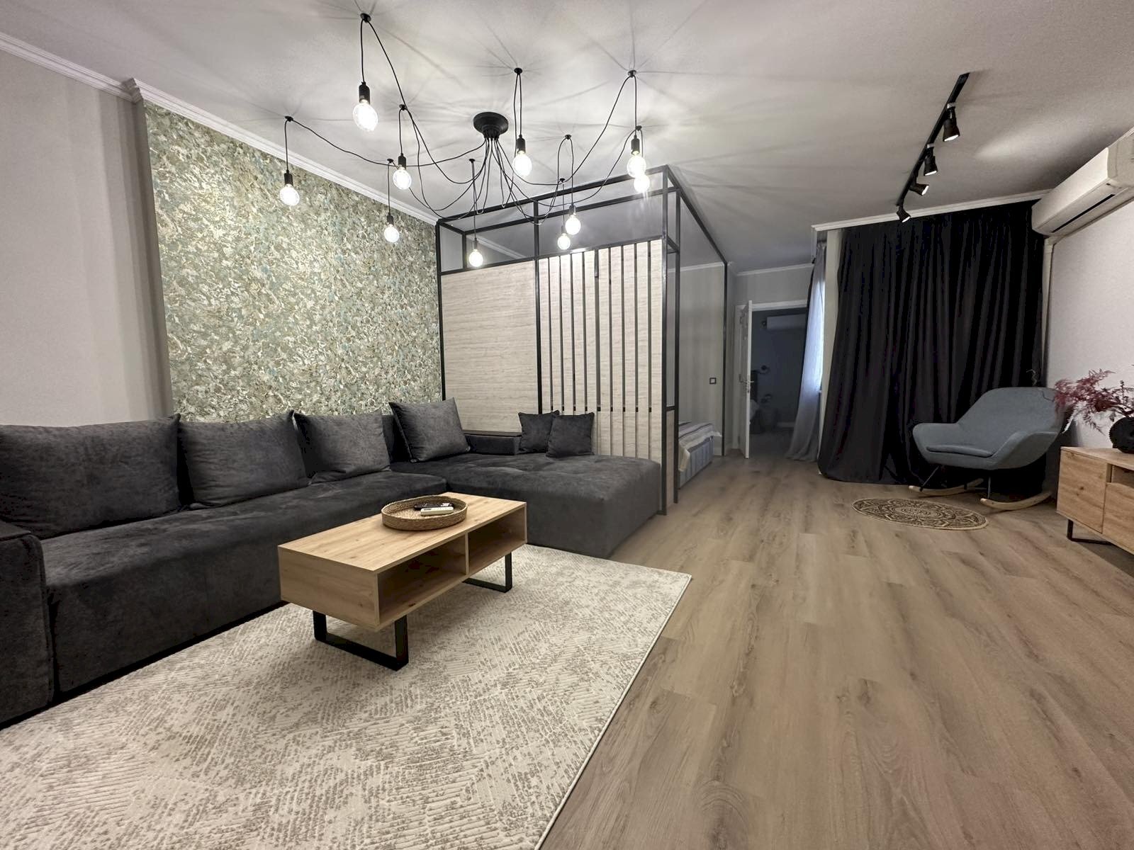 Apartment Burgas (neighborhood Лазур) - photo 1