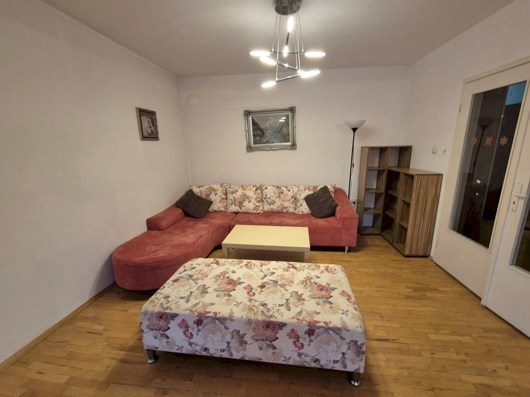 Three-room apartment Sofia (neighborhood Витоша) - photo 1