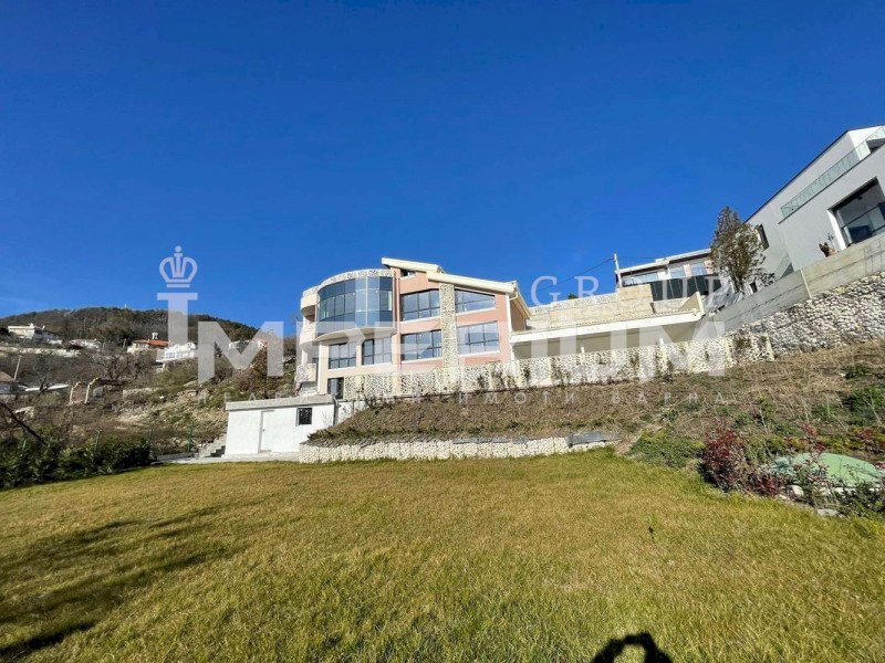 Villa Varna (zona м-т Акчелар) - foto 1