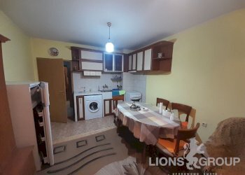 Bilocale Varna (zona Зимно кино Тракия) - foto 1