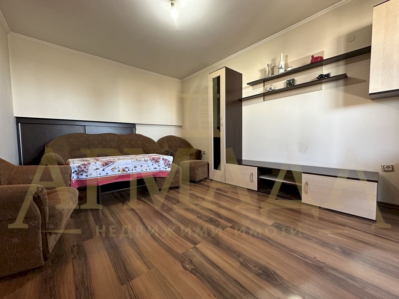 Three-room apartment Plovdiv (neighborhood Тракия) - photo 1