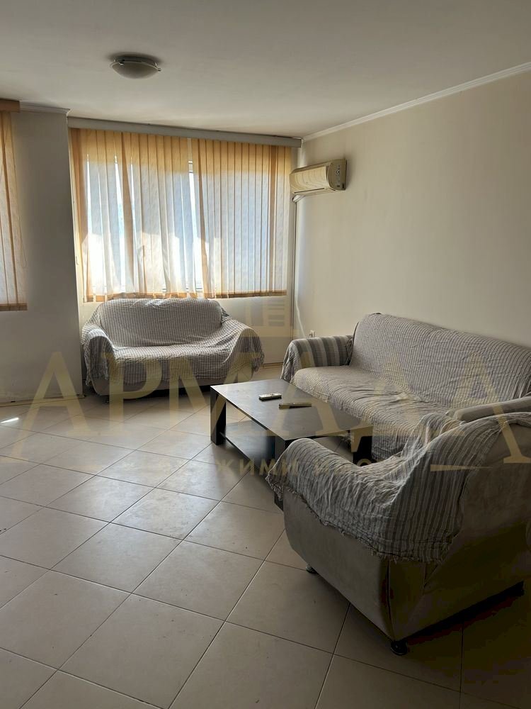 Two-room apartment Plovdiv (neighborhood Тракия) - photo 1