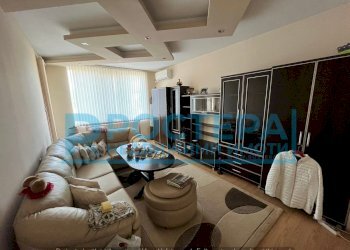 Three-room apartment Targovishte (neighborhood Център) - photo 1