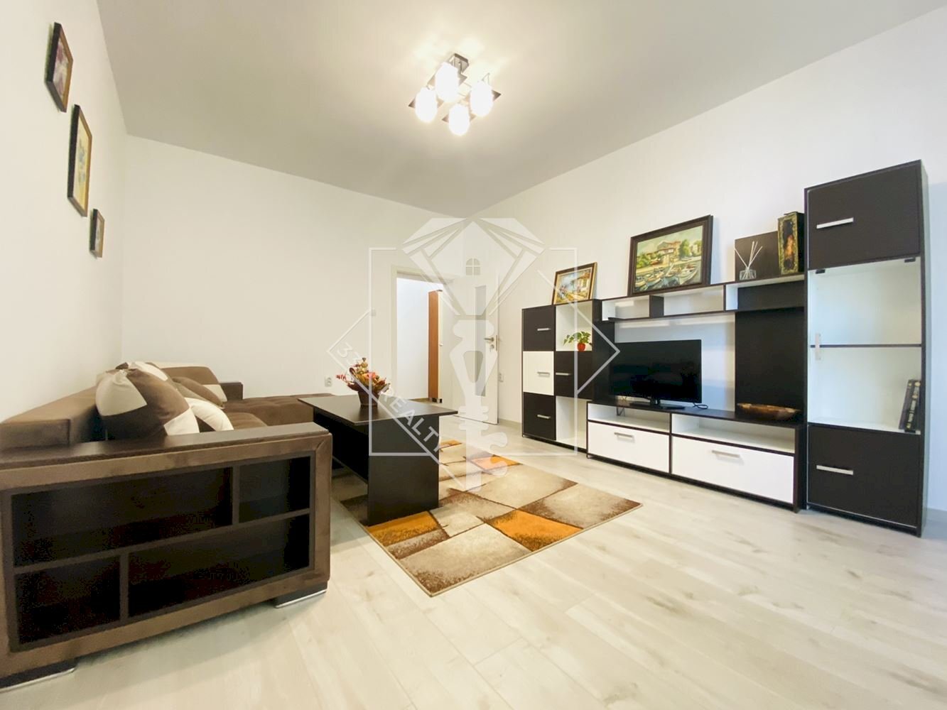 Four-room apartment Plovdiv (neighborhood Каменица 1) - photo 1