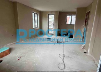 Three-room apartment Targovishte (neighborhood Център) - photo 1