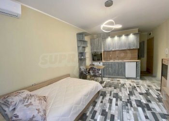 One-room apartment Plovdiv (neighborhood Център) - photo 1