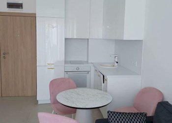 One-room apartment Plovdiv (neighborhood Коматевски възел) - photo 1