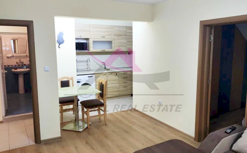 Trilocale Varna (zona Спортна зала) - foto 1